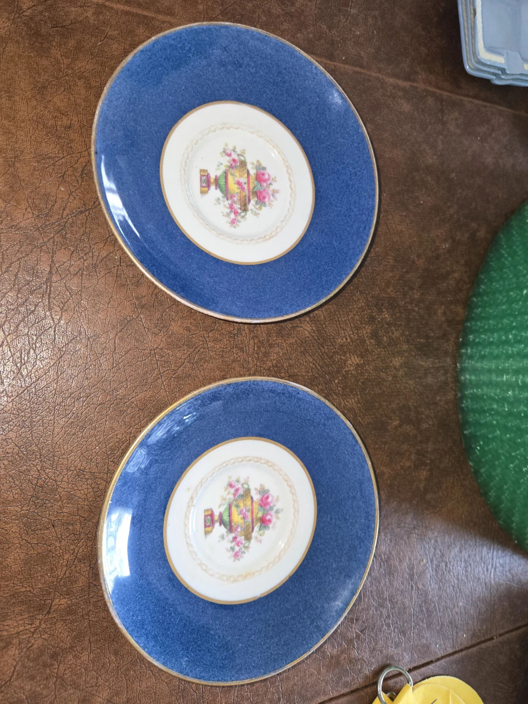 Decorative Plate with Floral Urn Design - photo 2