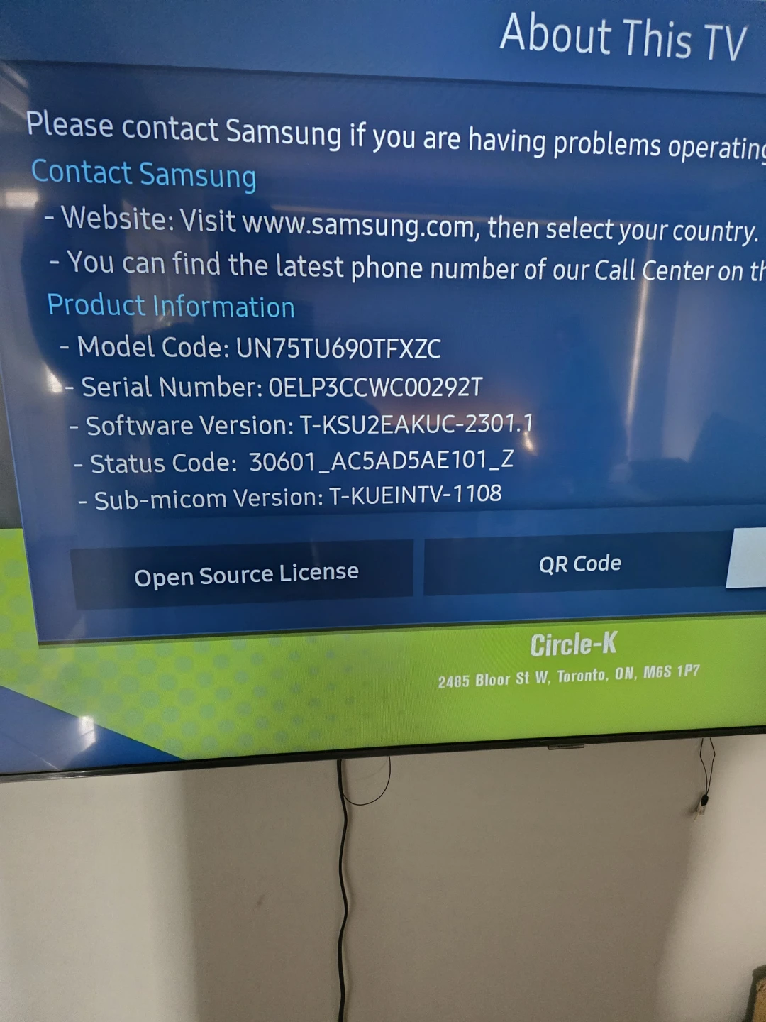 75" Samsung Q LED tv & remote. Aprox 6 months old. - photo 4