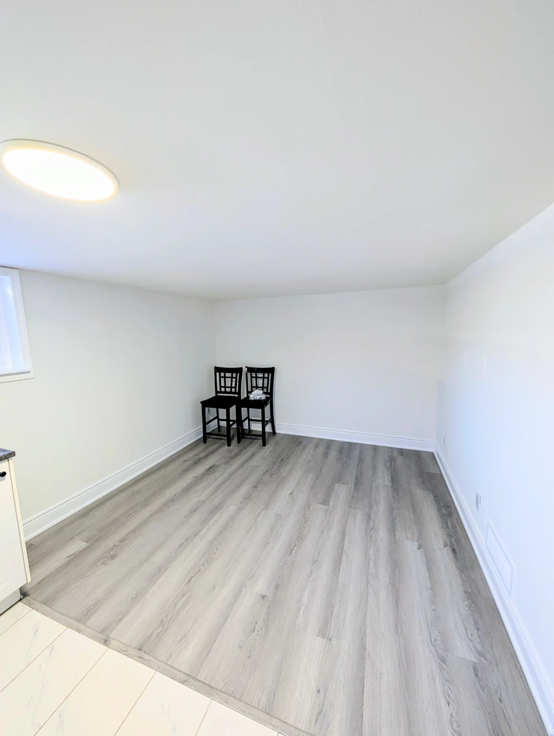 3 Bedroom Basement Apartment For Rent - photo 4
