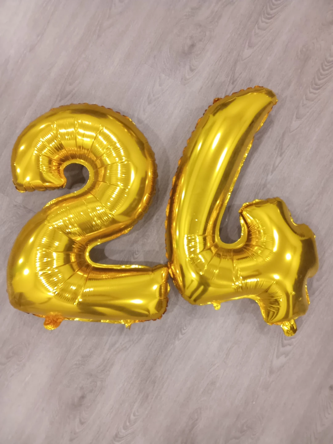 Large Gold Number Balloons 24 (24")