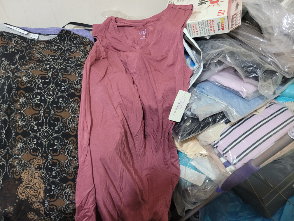 Lulus Mauve V-Neck Sleeveless Top