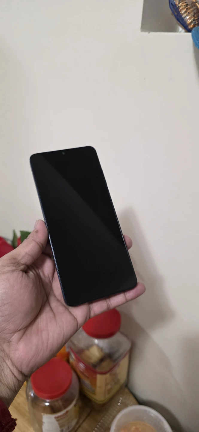 Samsung A06 - photo 3