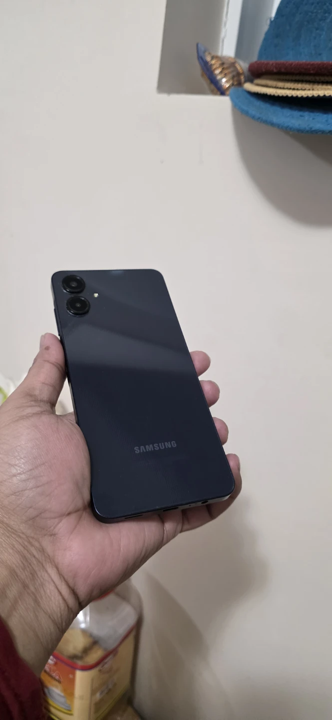 Samsung A06 - photo 4