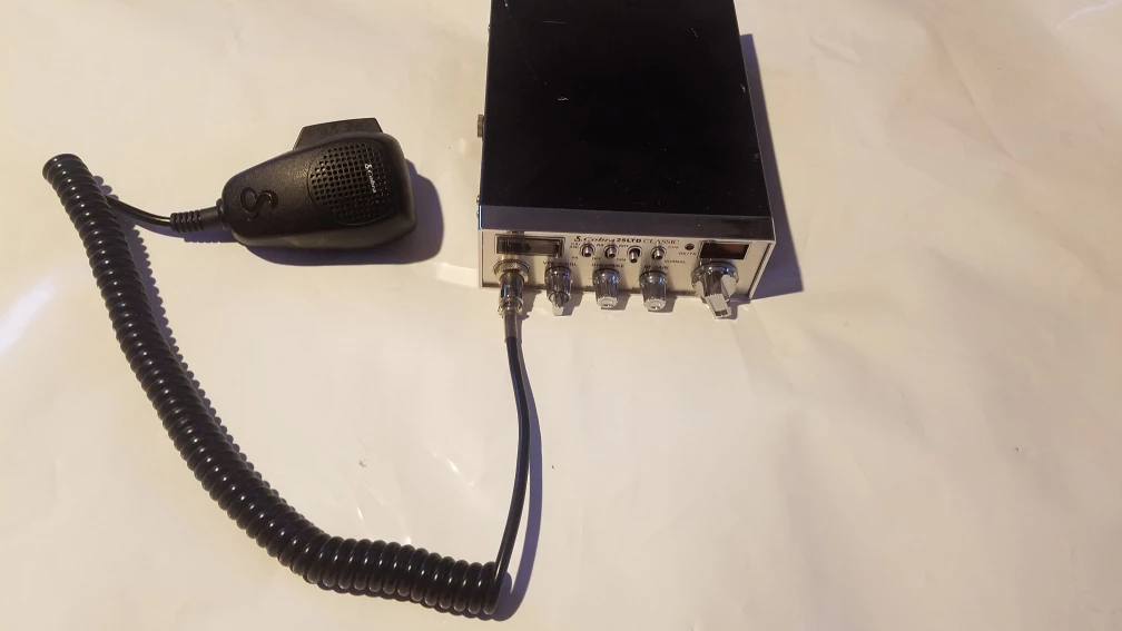 Cobra 25 LTD Classic CB Radio with Microphone