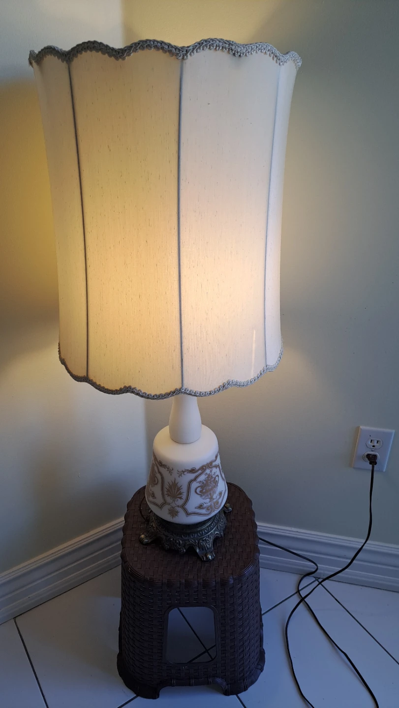 Vintage Ornate Table Lamp with Gold Detailing