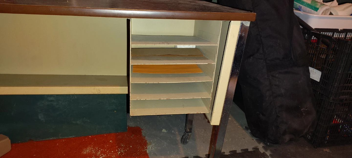 Vintage Metal Desk with Shelves - photo 3