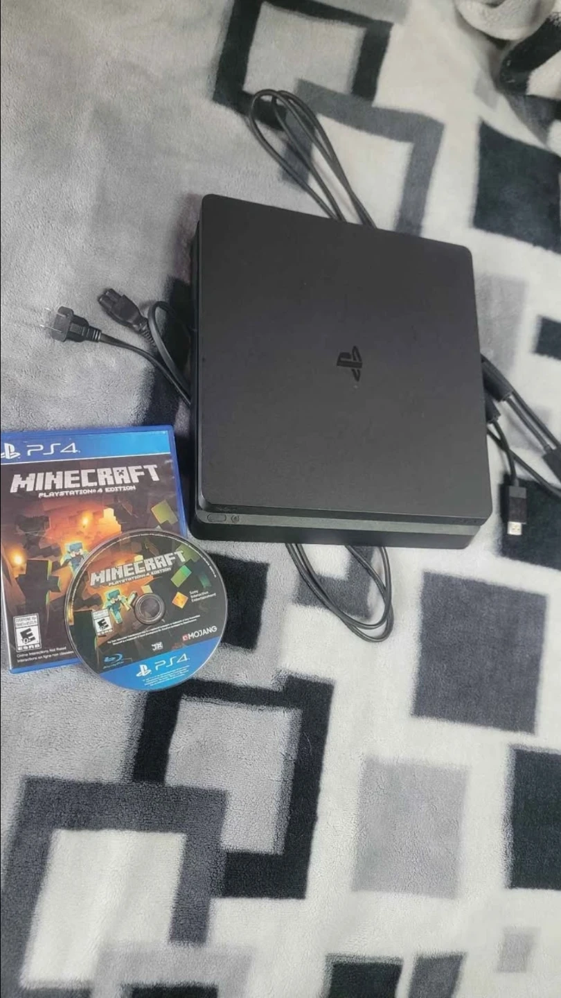 Ps4 Slim (no controller)