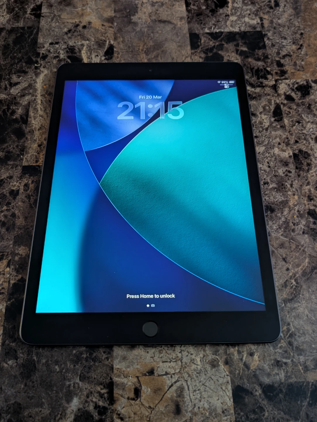 Apple iPad (8th Generation) 32GB - Space Grey
