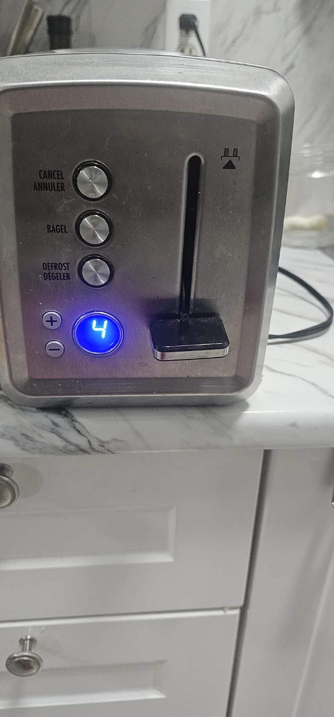 Stainless Steel 2-Slice Toaster(+1 🥕) - photo 2