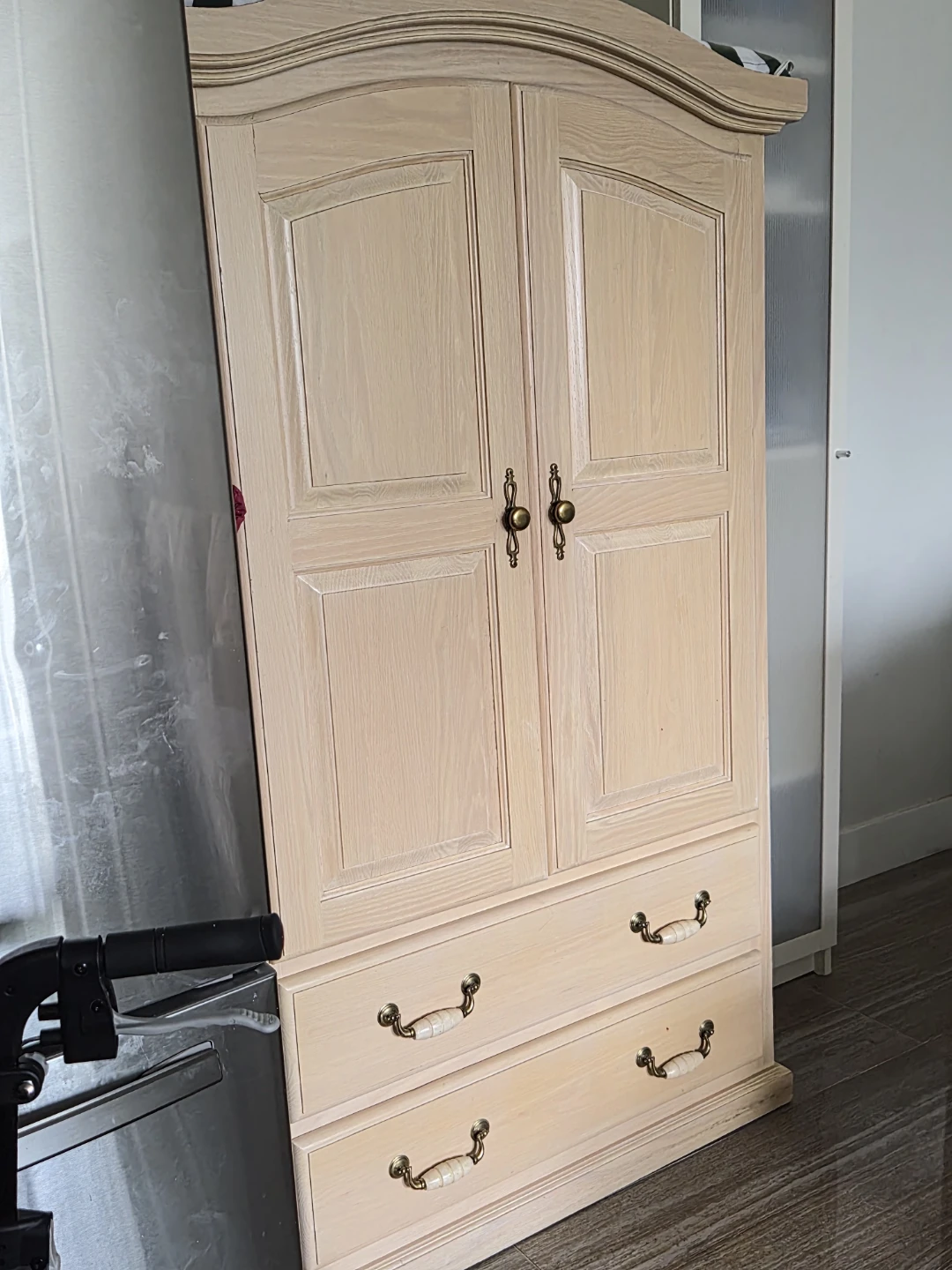 Wooden cabinet