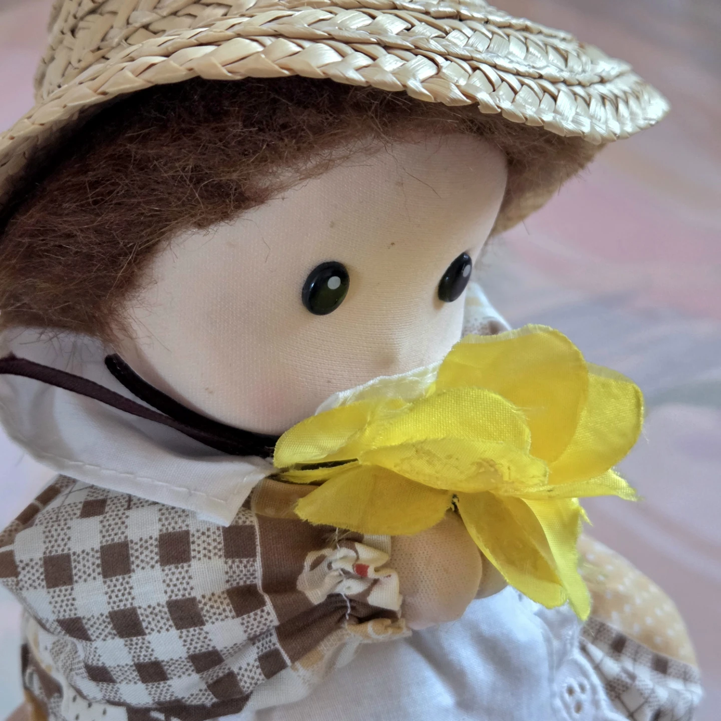 Musical Doll with Yellow Flower - photo 2