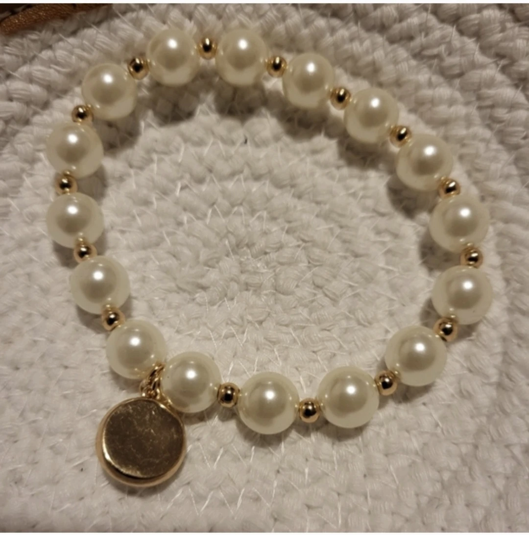 Pretty Pearly Zodiac Pearl Stretch Bracelet- Libra - photo 2