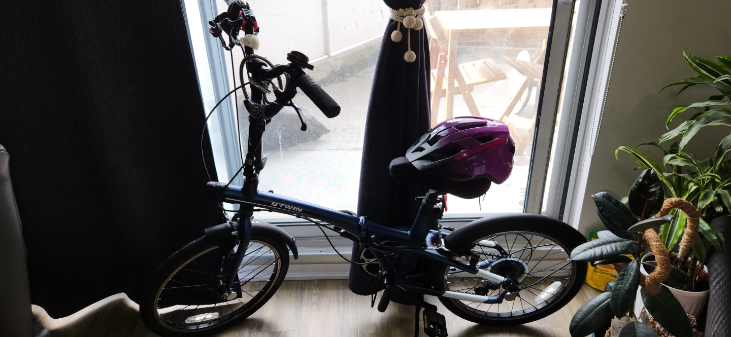 Foldable 7-Speed Bike Set – B’Twin + Helmet + Accessories