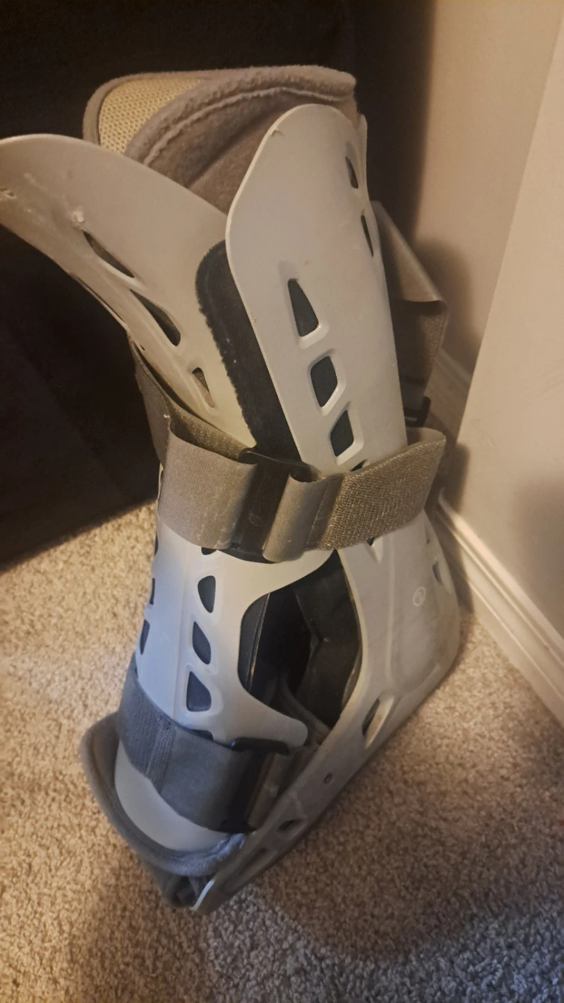 Aircast Walking Boot Brace - photo 3