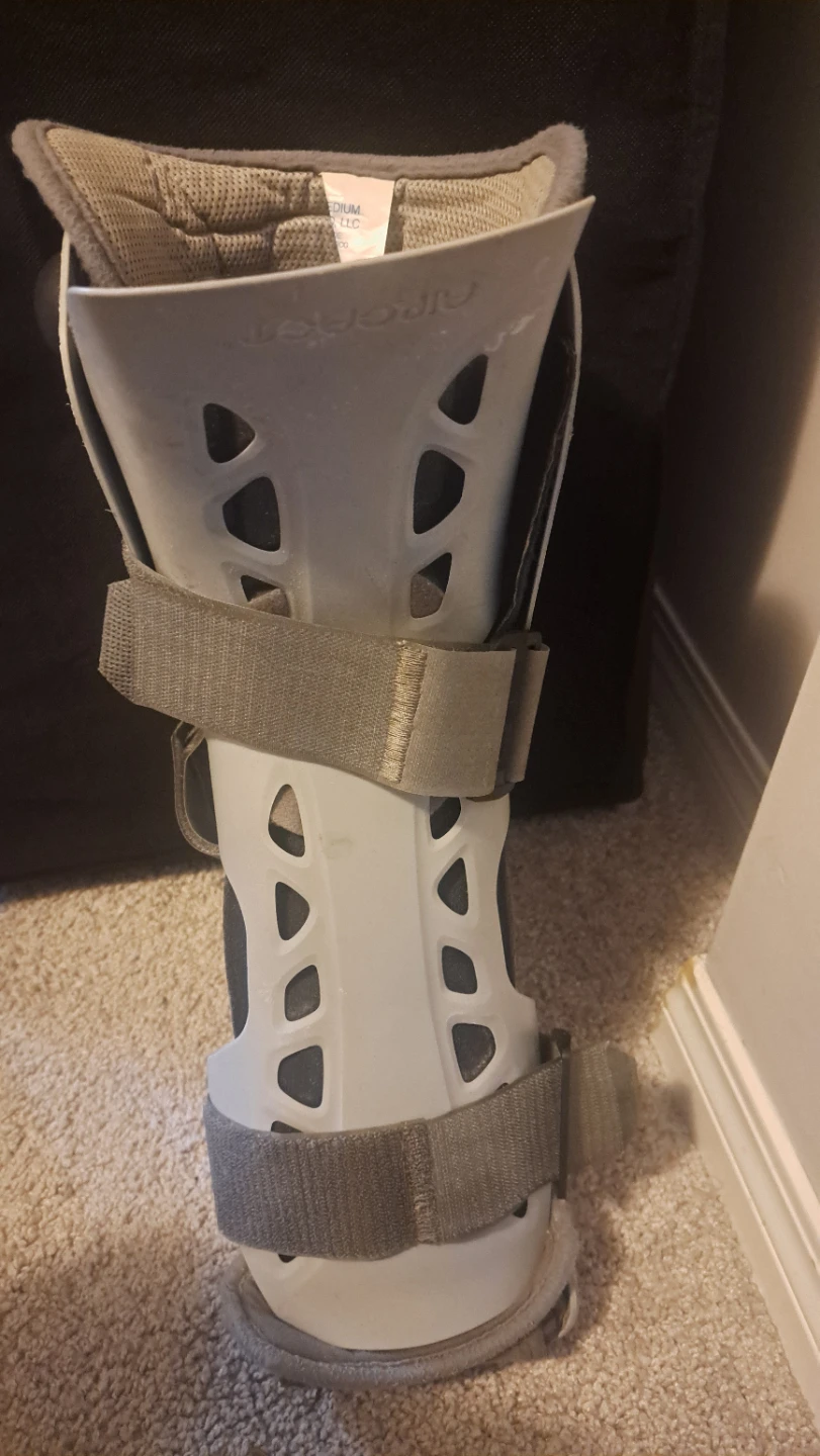 Aircast Walking Boot Brace - photo 4