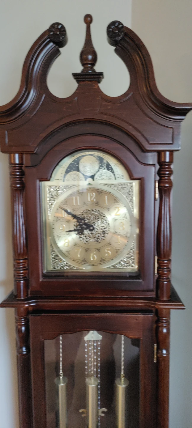 Howard Miller Grandfather Clock - photo 2