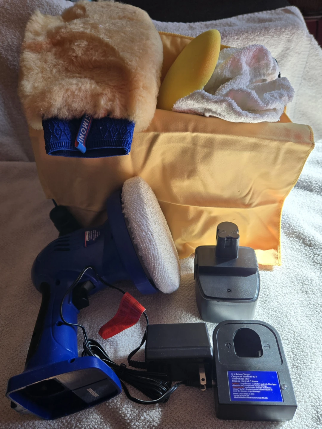 SIMONIZ Cordless Random Orbit Polisher/Waxer Kit 039-9057-2 - photo 3