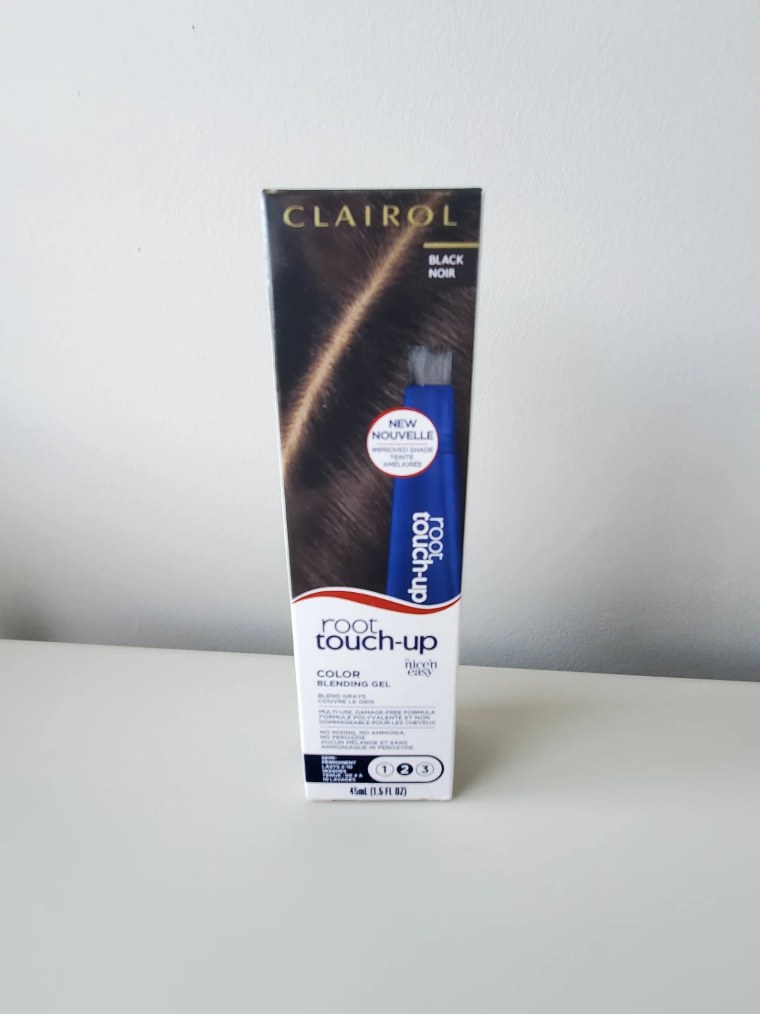 BNIB Clairol Root Touch-Up hair color gel, Black