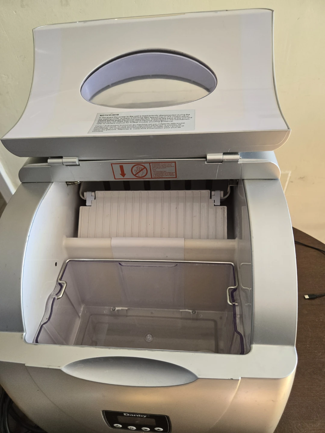Danby Ice Maker - photo 2