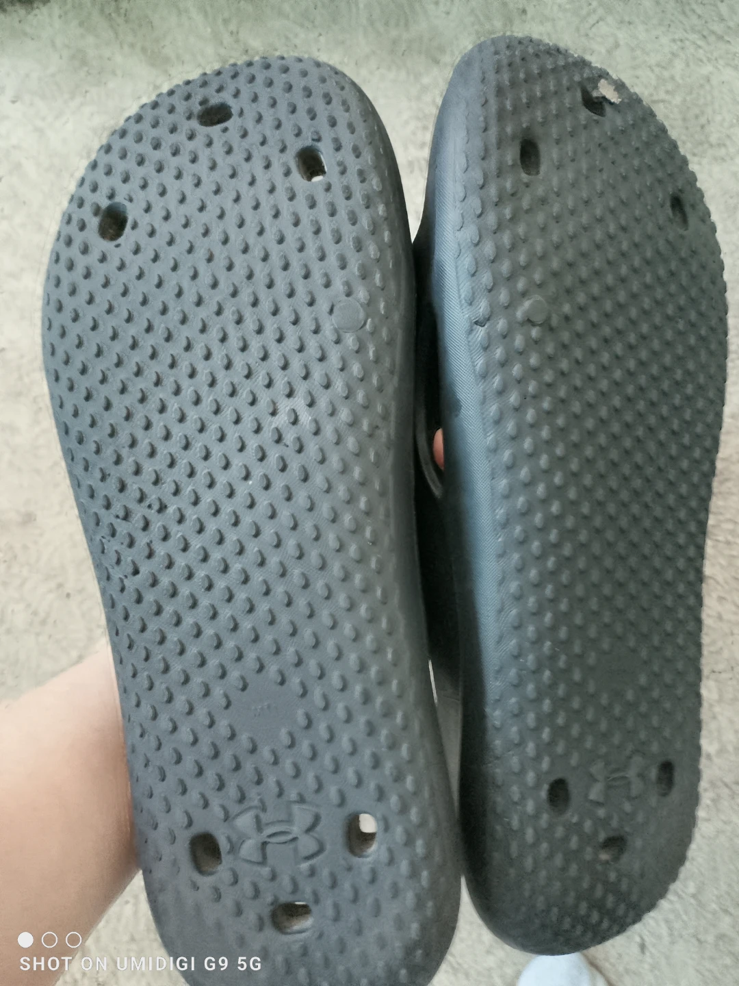 Under Armour Black Slides - photo 2