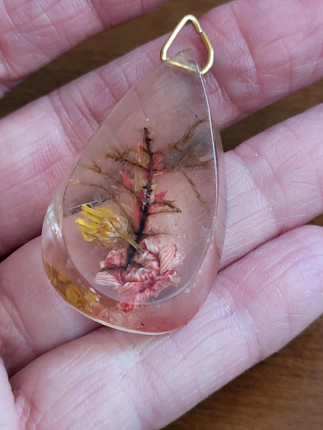 Teardrop Resin Pendant with Dried Flowers - photo 3