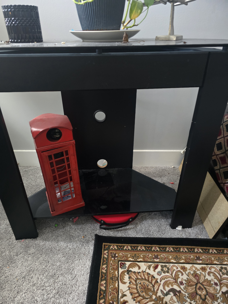 tv bench