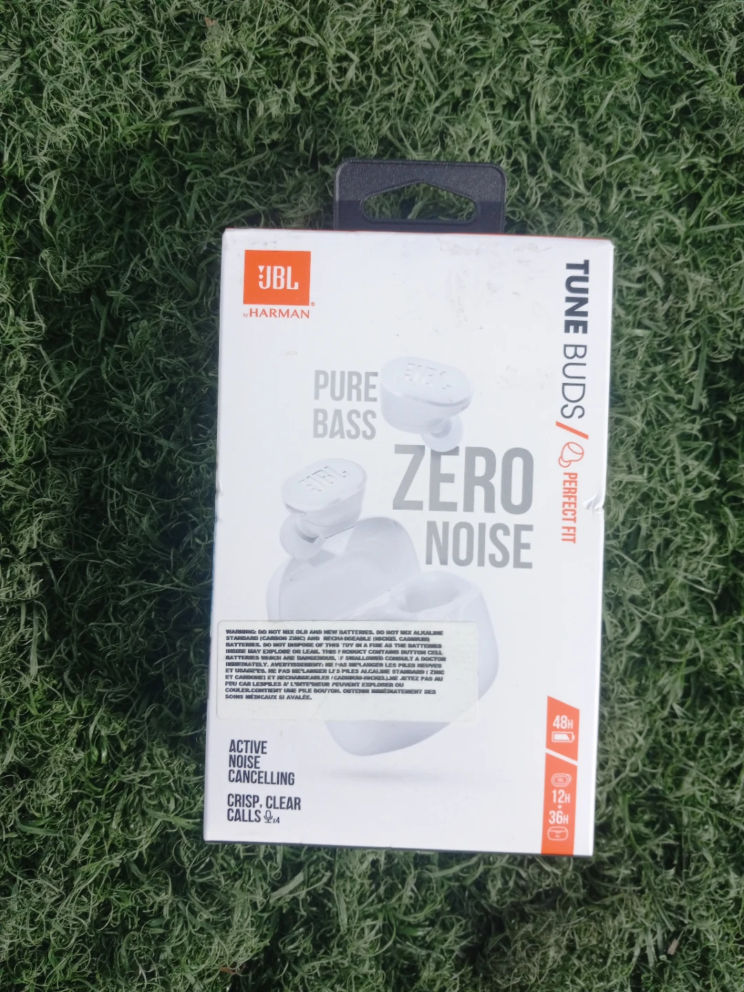 JBL Tune Buds True Wireless Noise Cancelling Earbuds - White - photo 2