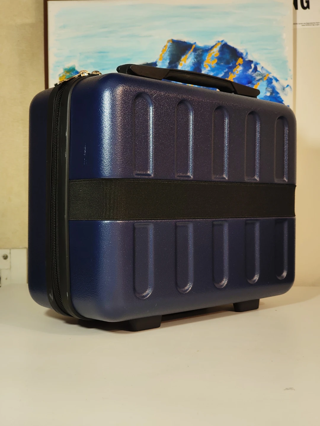 Small 14" Hard Shell Vanity Case (12L)  Travel Case / Vanity Bag