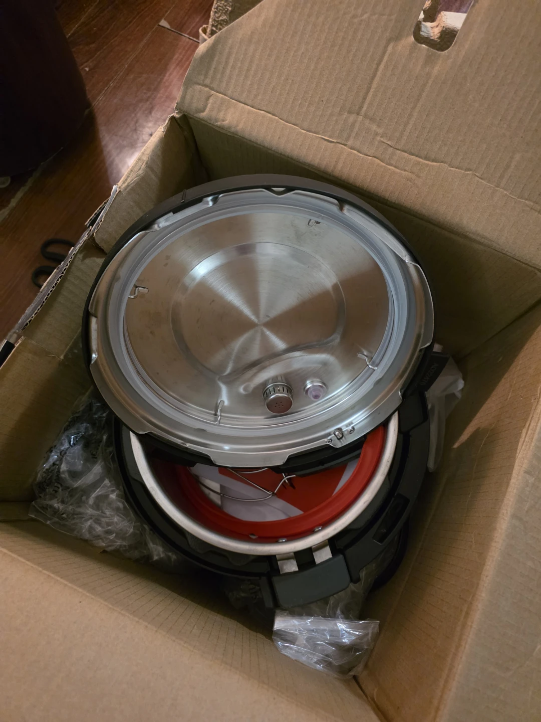 Instant Pot Pro Multi-Cooker 10 in 1 - photo 3