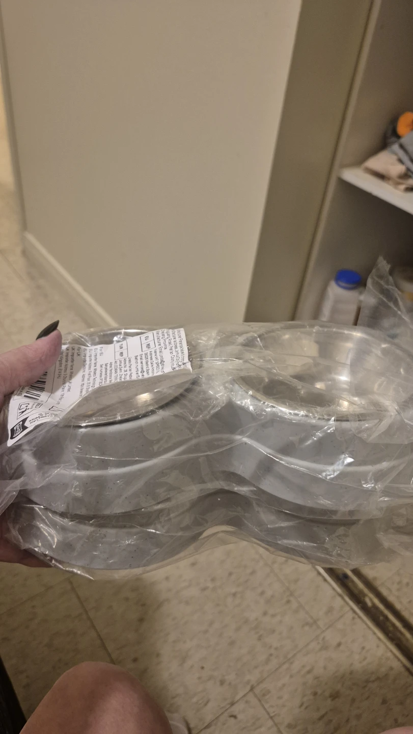 Stainless Steel Pet Food and Water Bowls - photo 2