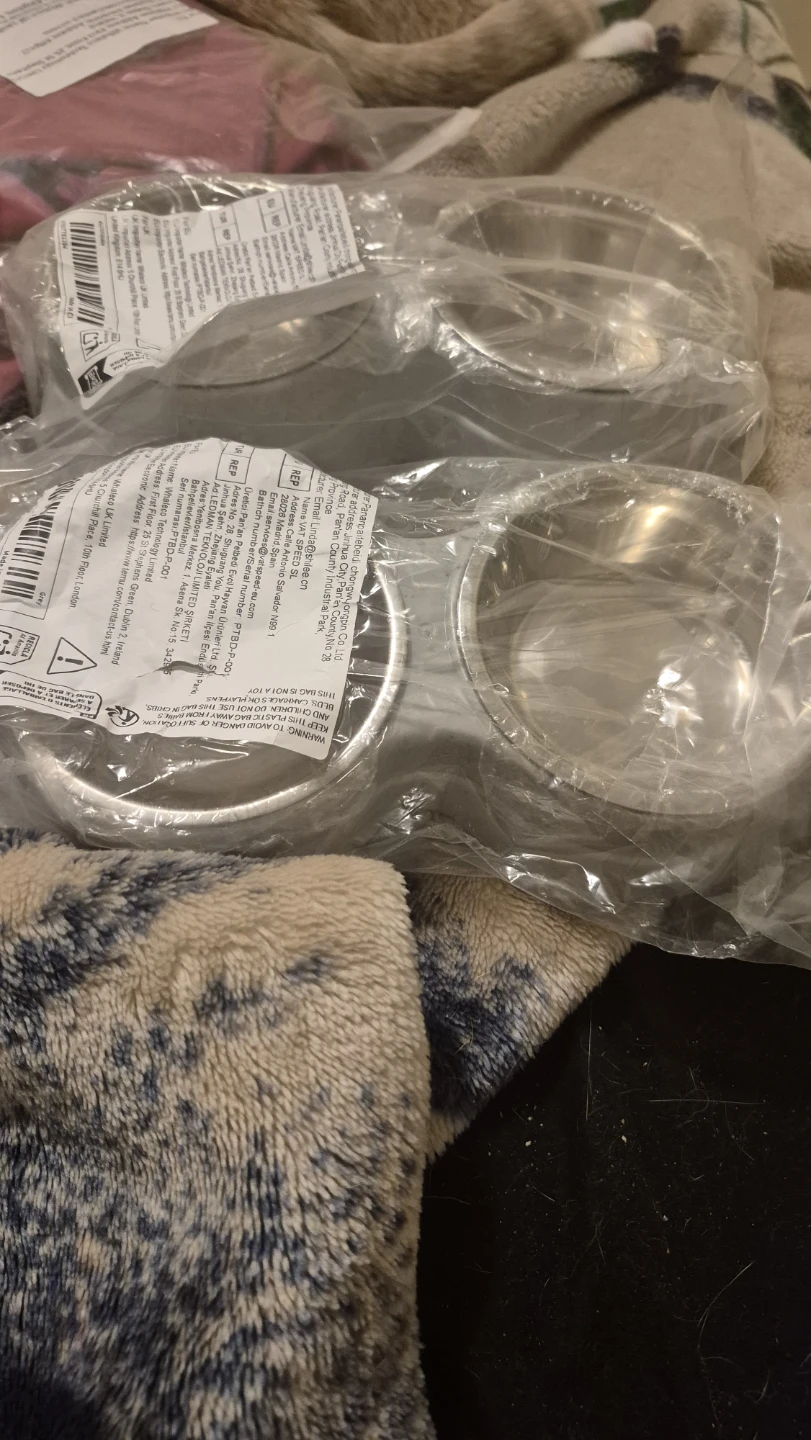 Stainless Steel Pet Food and Water Bowls - photo 3