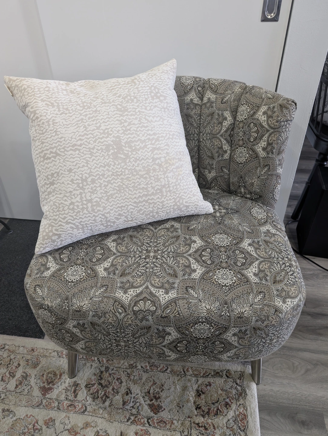 Accent Chair with Paisley Pattern - photo 2