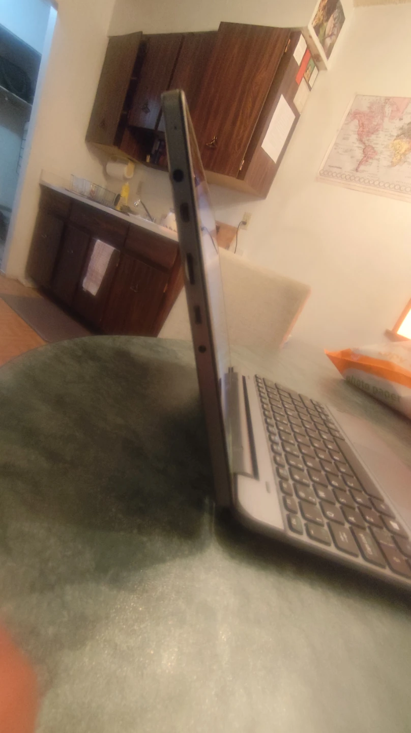 Acer One S1002 detachable tablet - photo 5