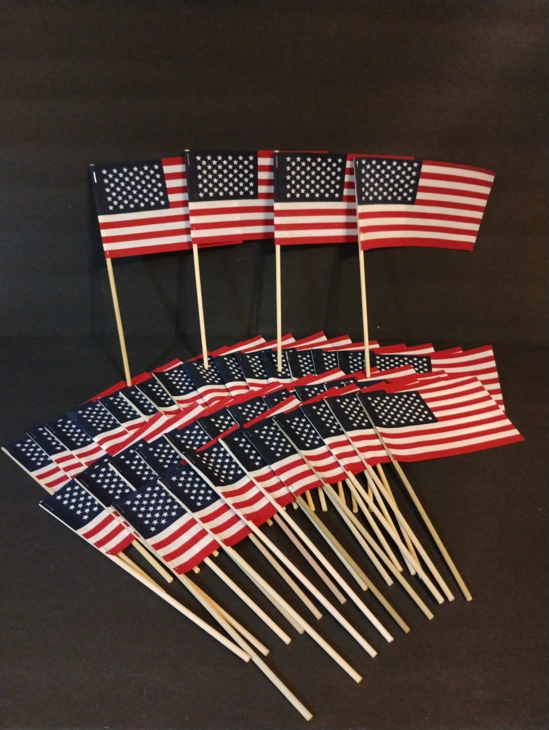 HAND HELD MINATURE AMERICAN STICK FLAGS