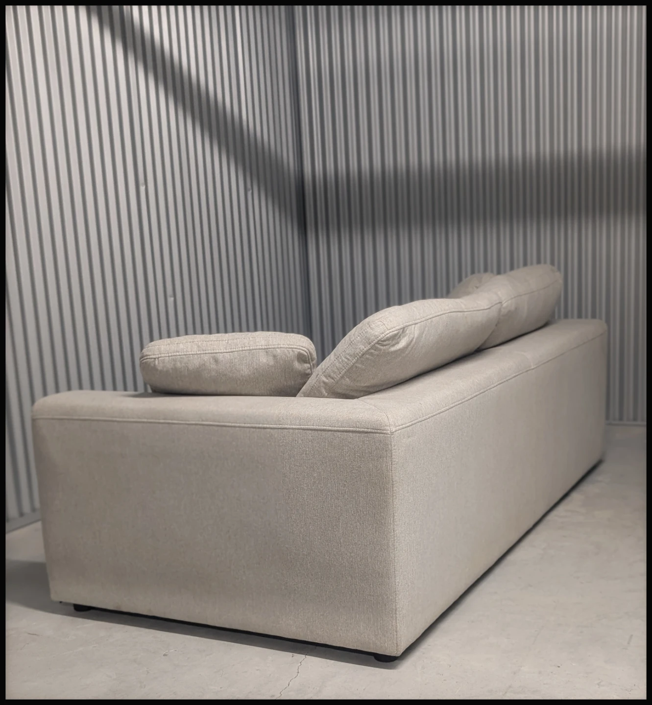 Structube couch - photo 2