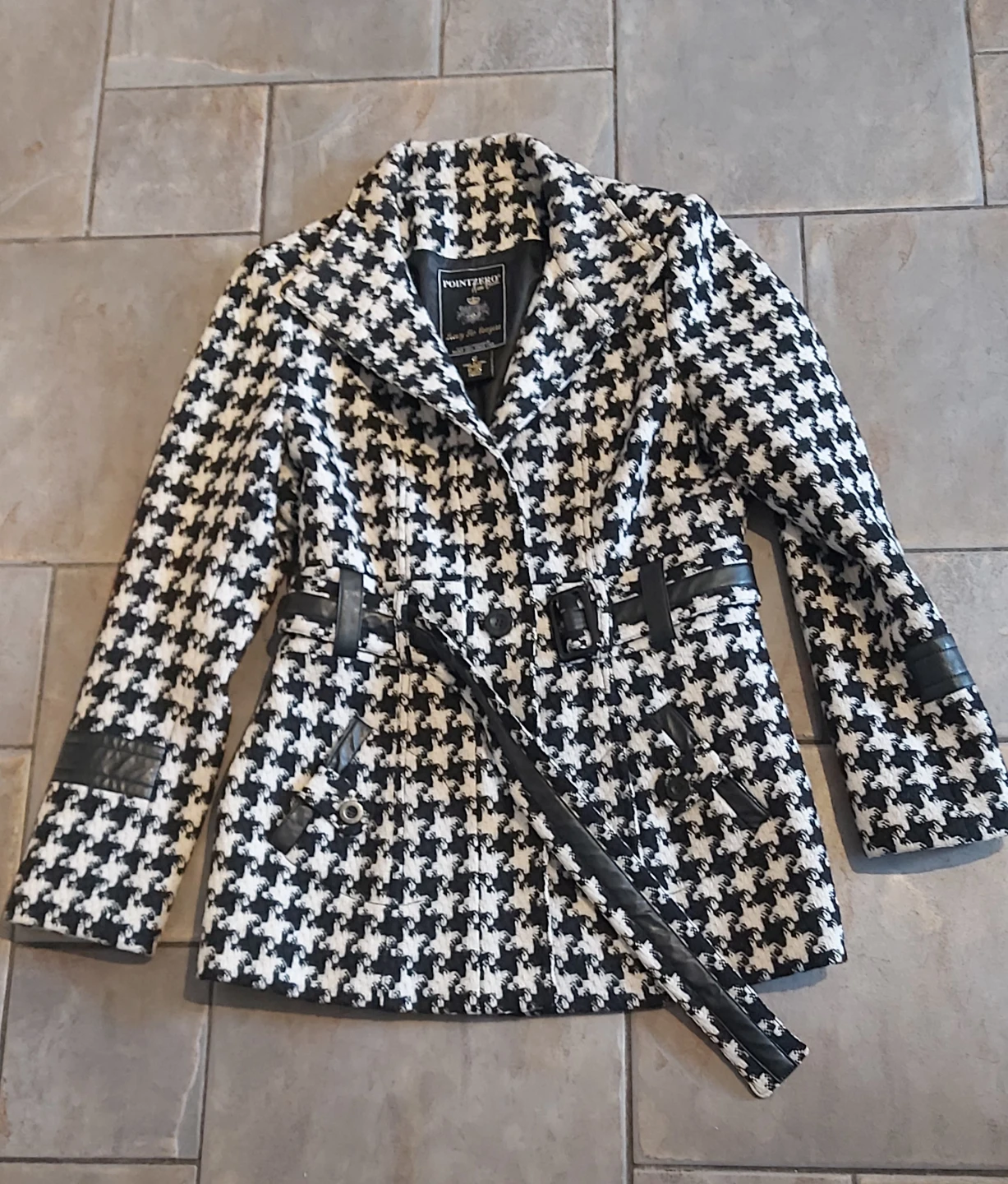 Point Zero Houndstooth Belted Coat