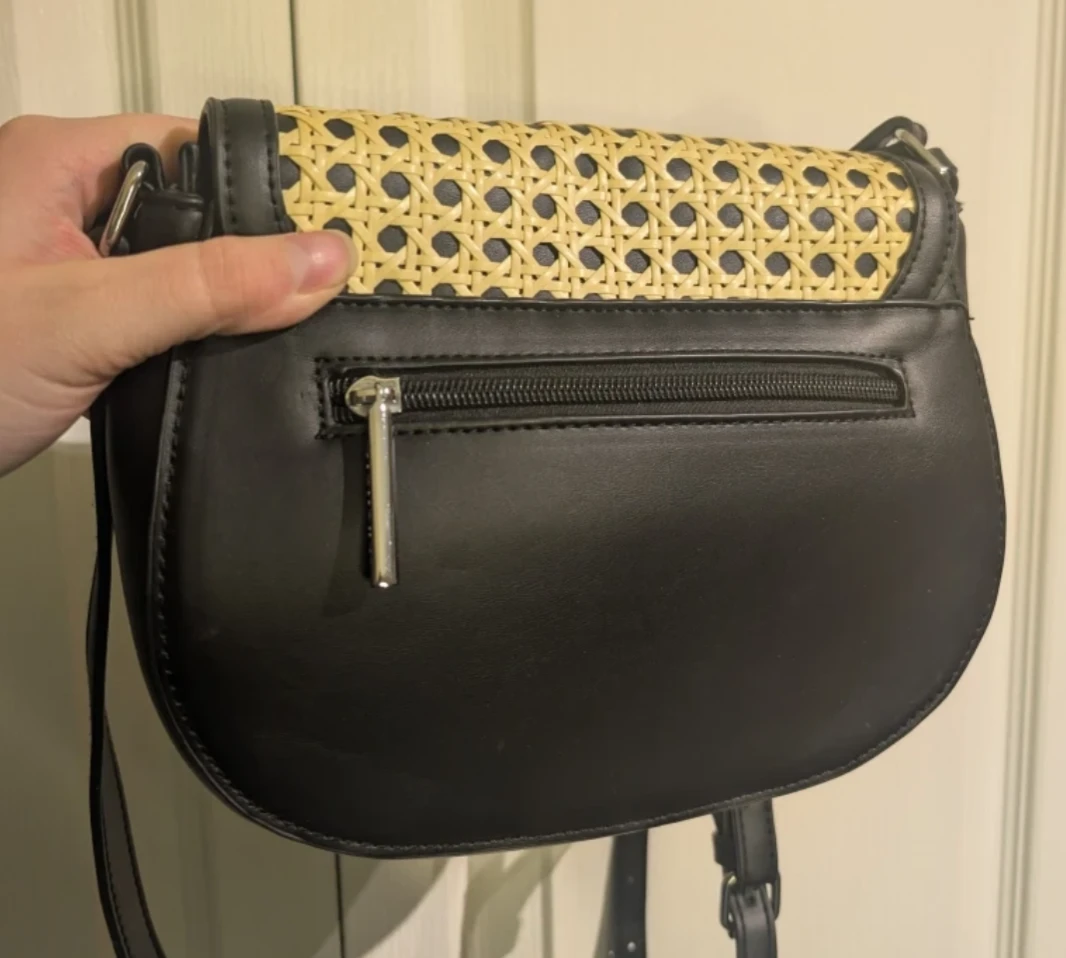 Black & Tan Woven Crossbody Bag - photo 3