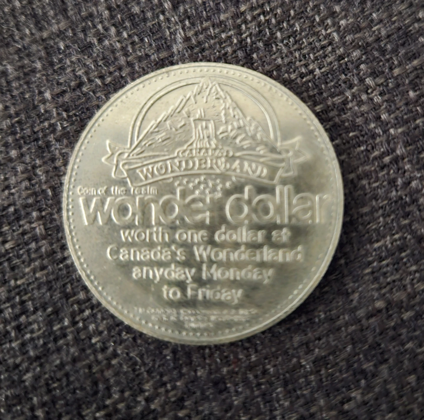 Canadas Wonderland Wonder Dollar Token $1 Coin