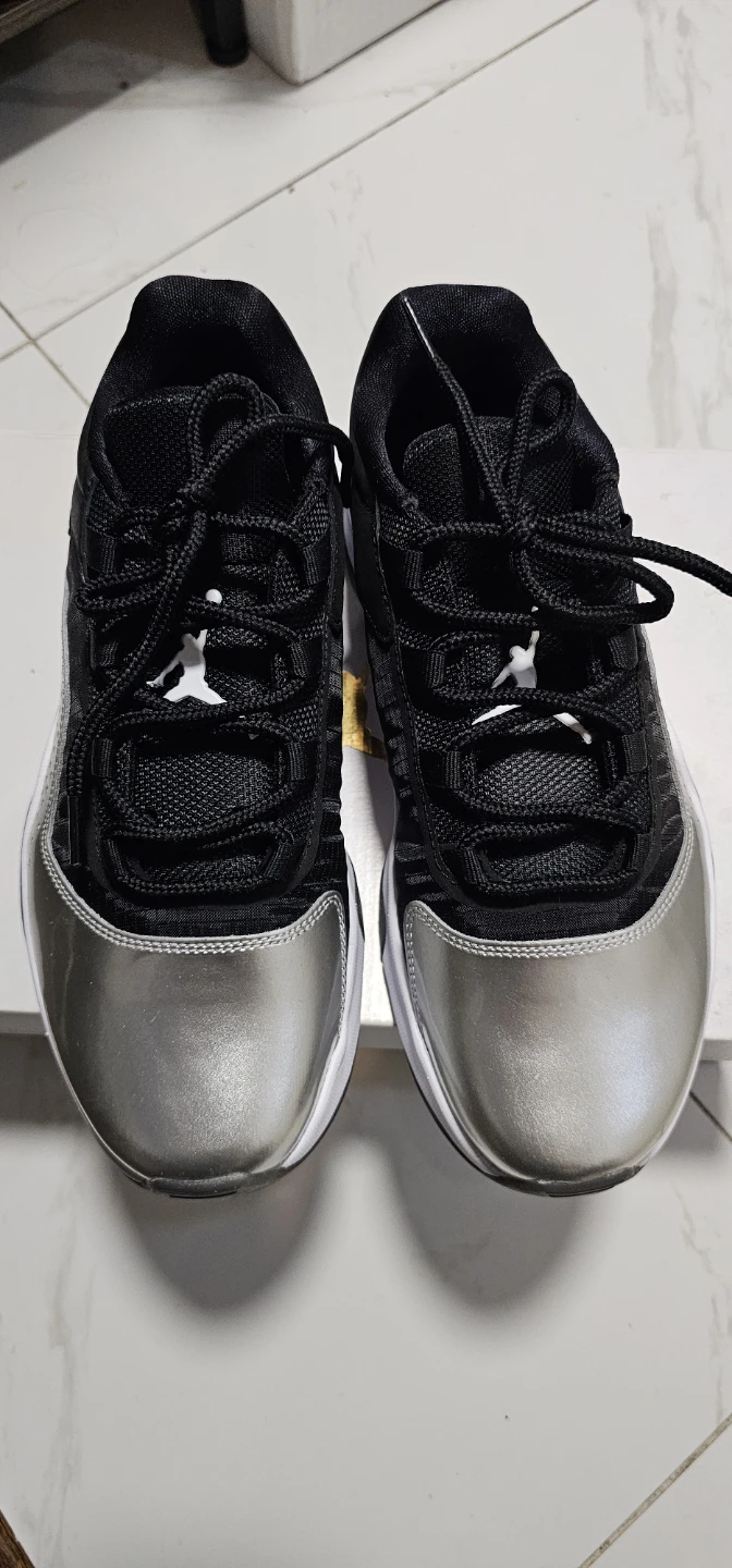 AIR Jordan 11 CMFT Low 'Silver Toe' - photo 5
