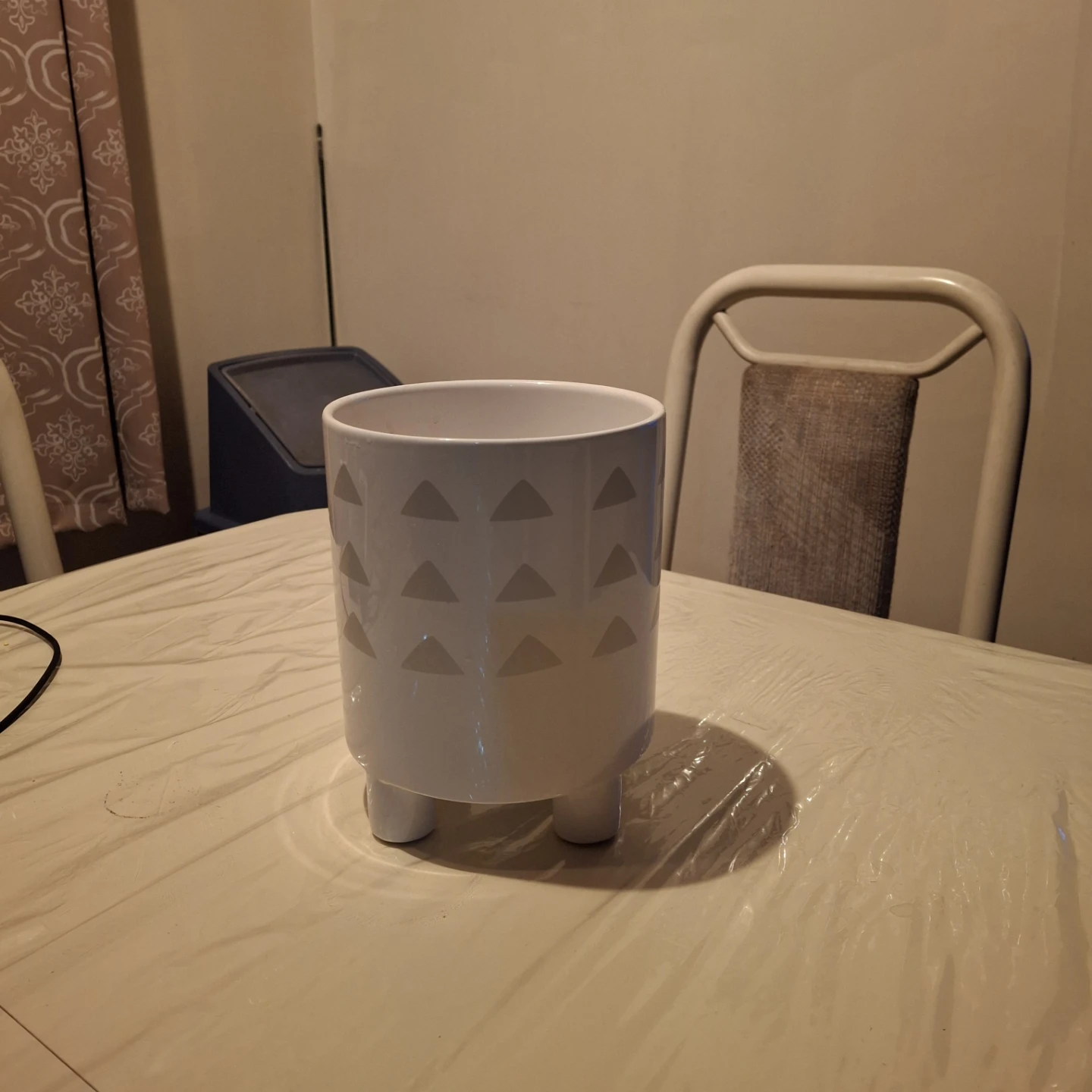 White Ceramic Planter with Triangle Pattern - photo 2
