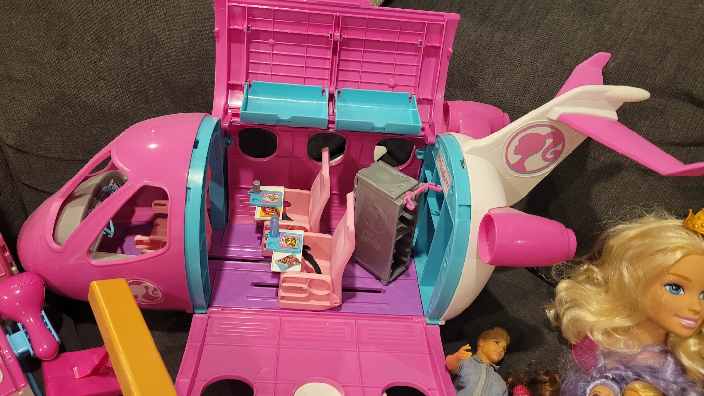 Massive Barbie LOT, plane, cars, Ken, barbies and accessories - photo 4
