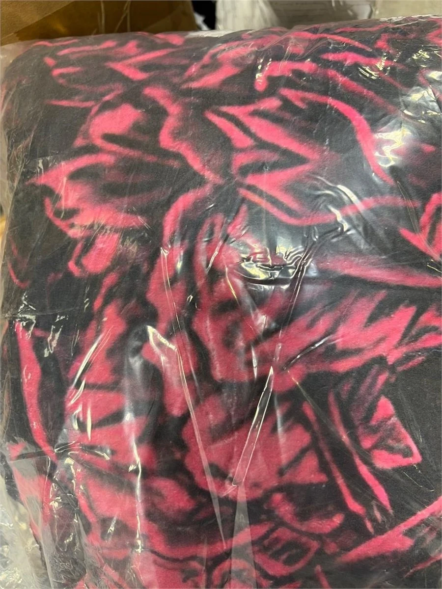 Cozy Fleece Blanket with Pink & Black Tiger Print - photo 2