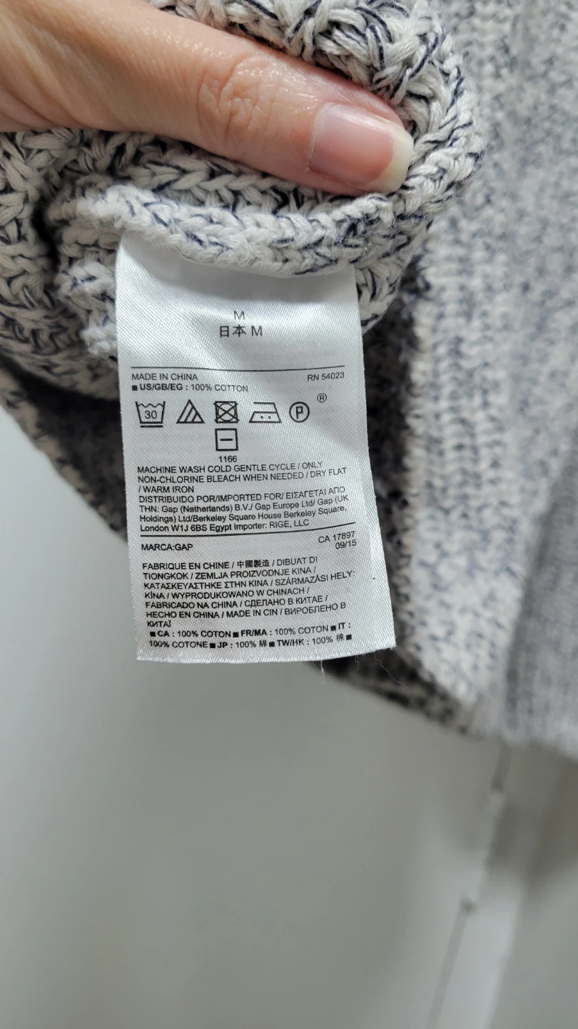 GAP Women's Cable Knit Sweater - photo 4