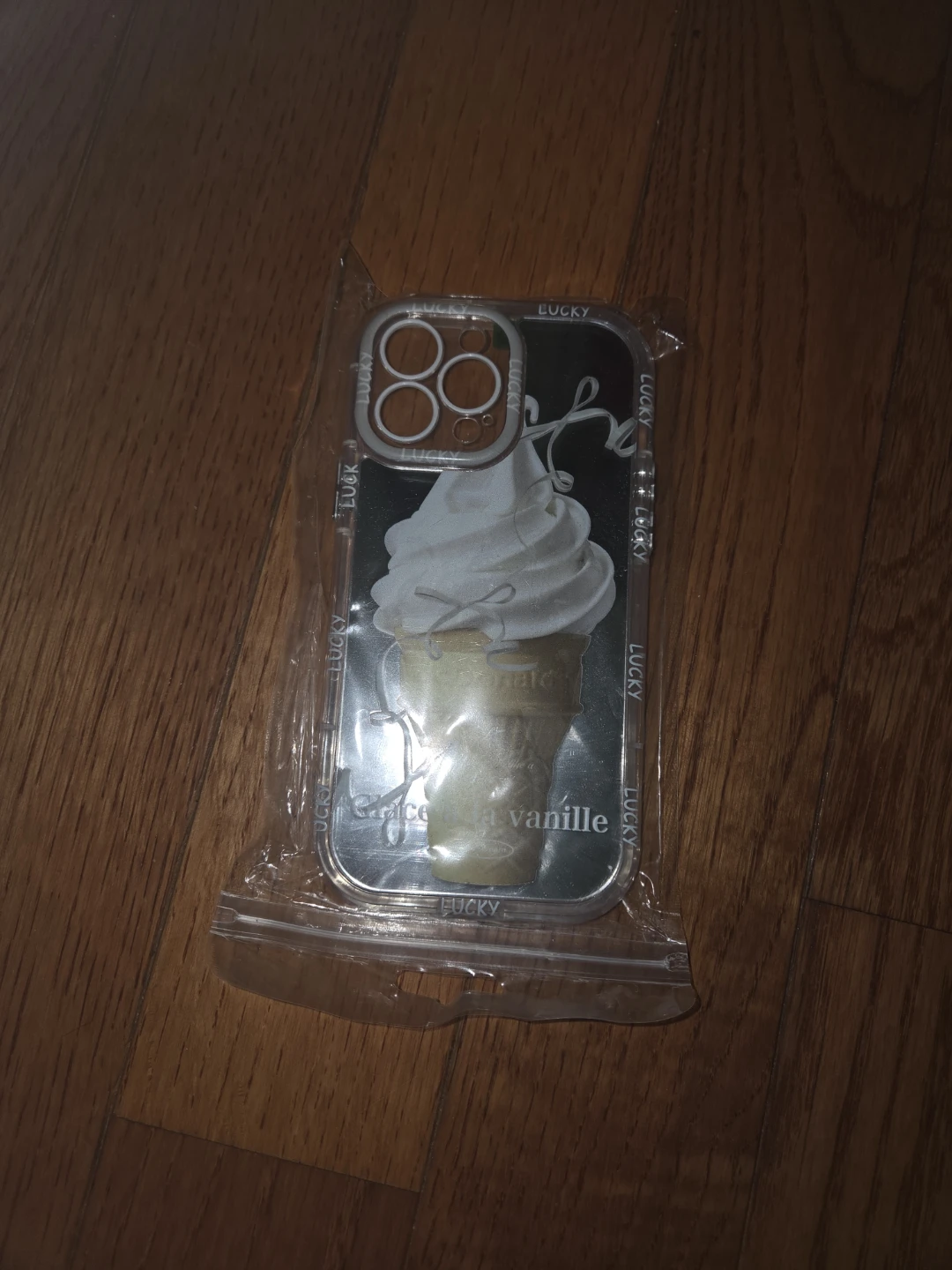 Ice cream design of phone case for Iphone 13 Pro