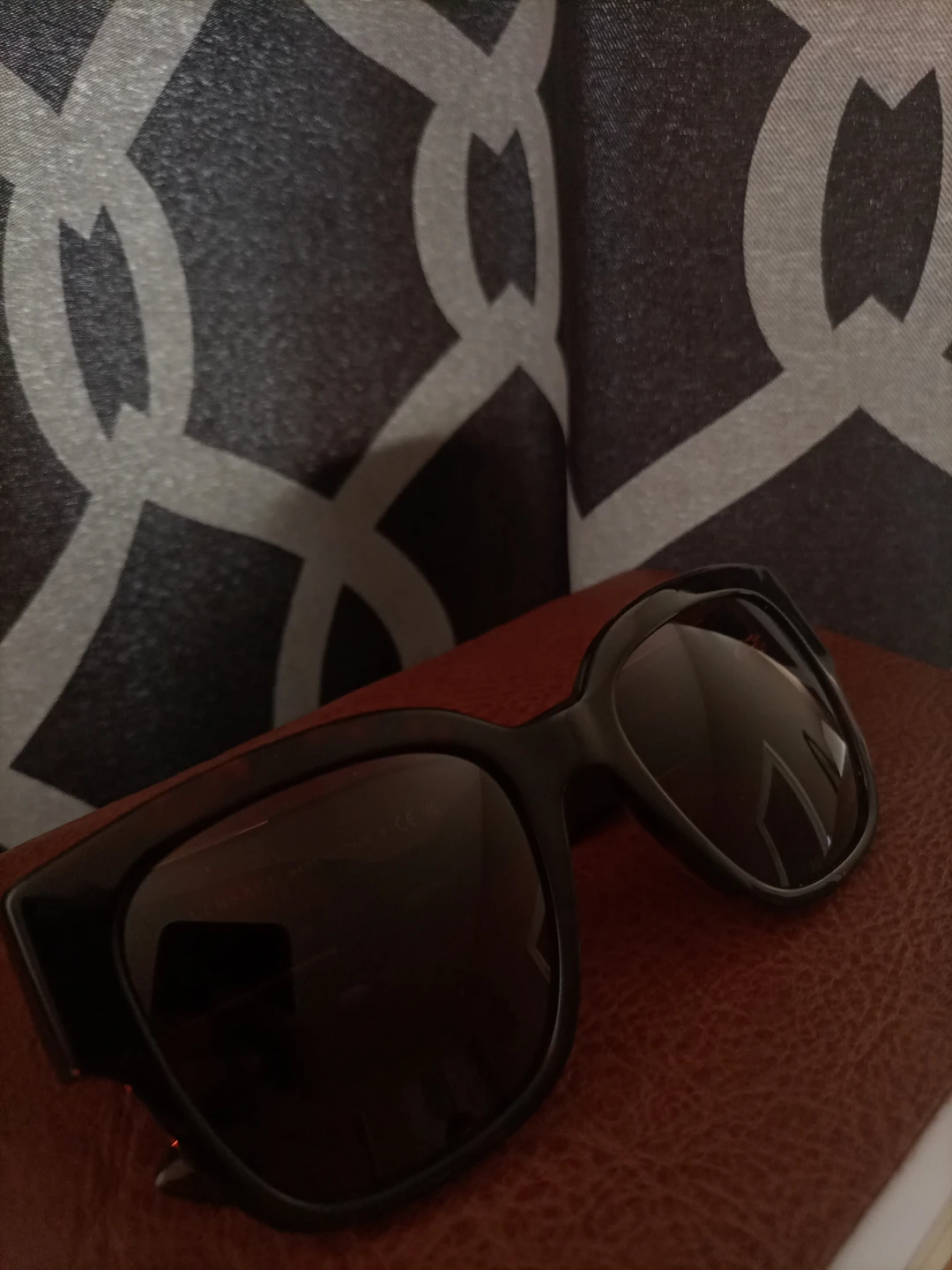 Versace Sunglasses with Case - photo 2