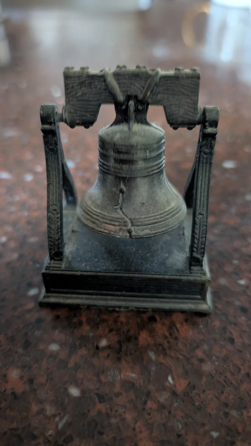 Liberty Bell Pencil Sharpener - photo 2
