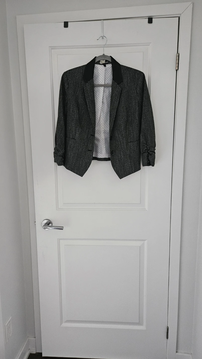 Size 6 - Express Women's Black & Grey Tweed Blazer - photo 3