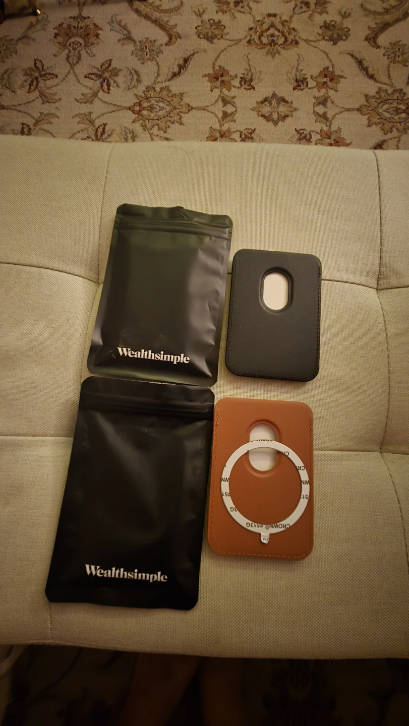 Wealthsimple Magnetic Cardholders + Pouches - photo 2