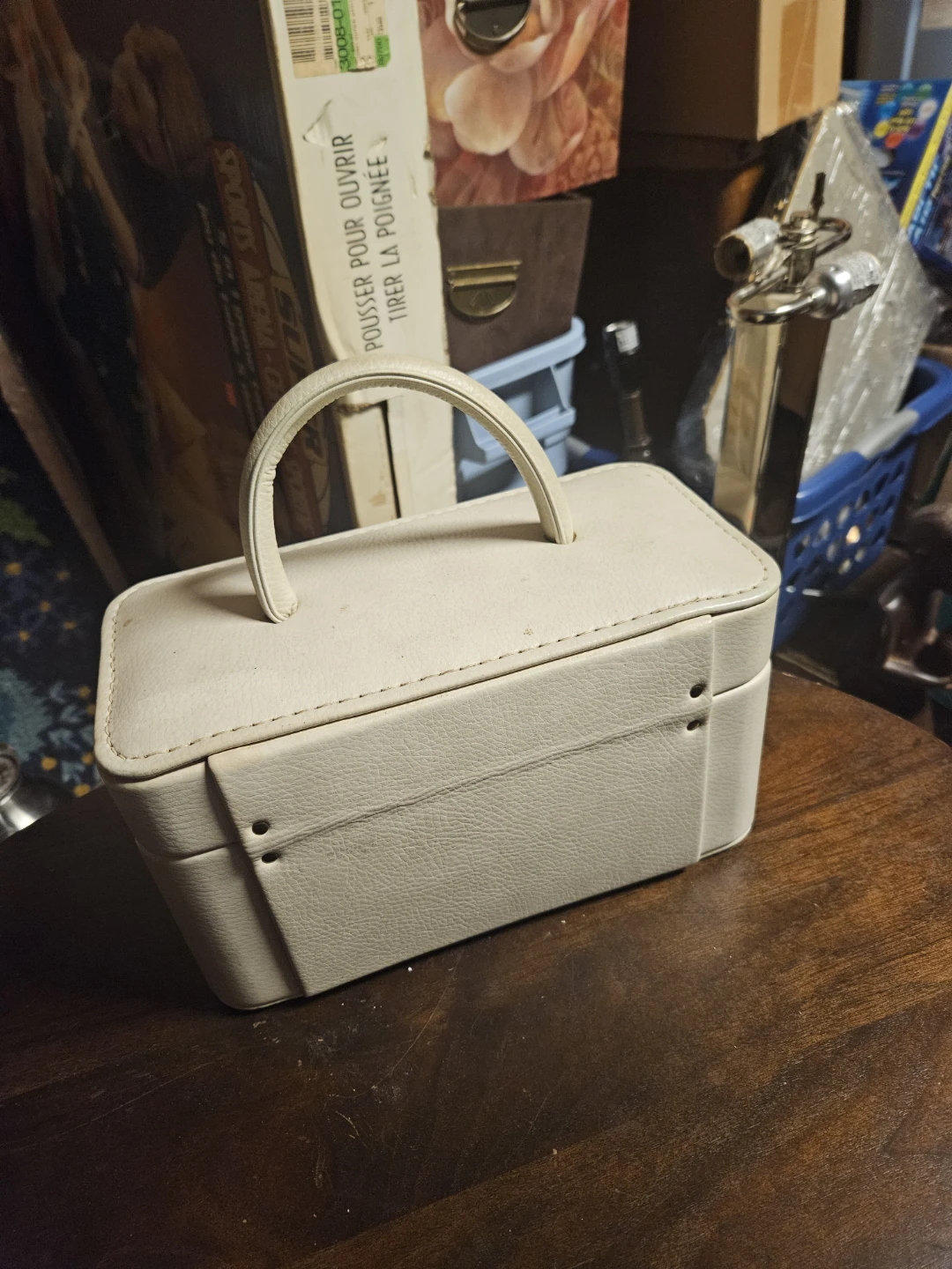 Vintage White Vanity Case with Mirror - photo 2