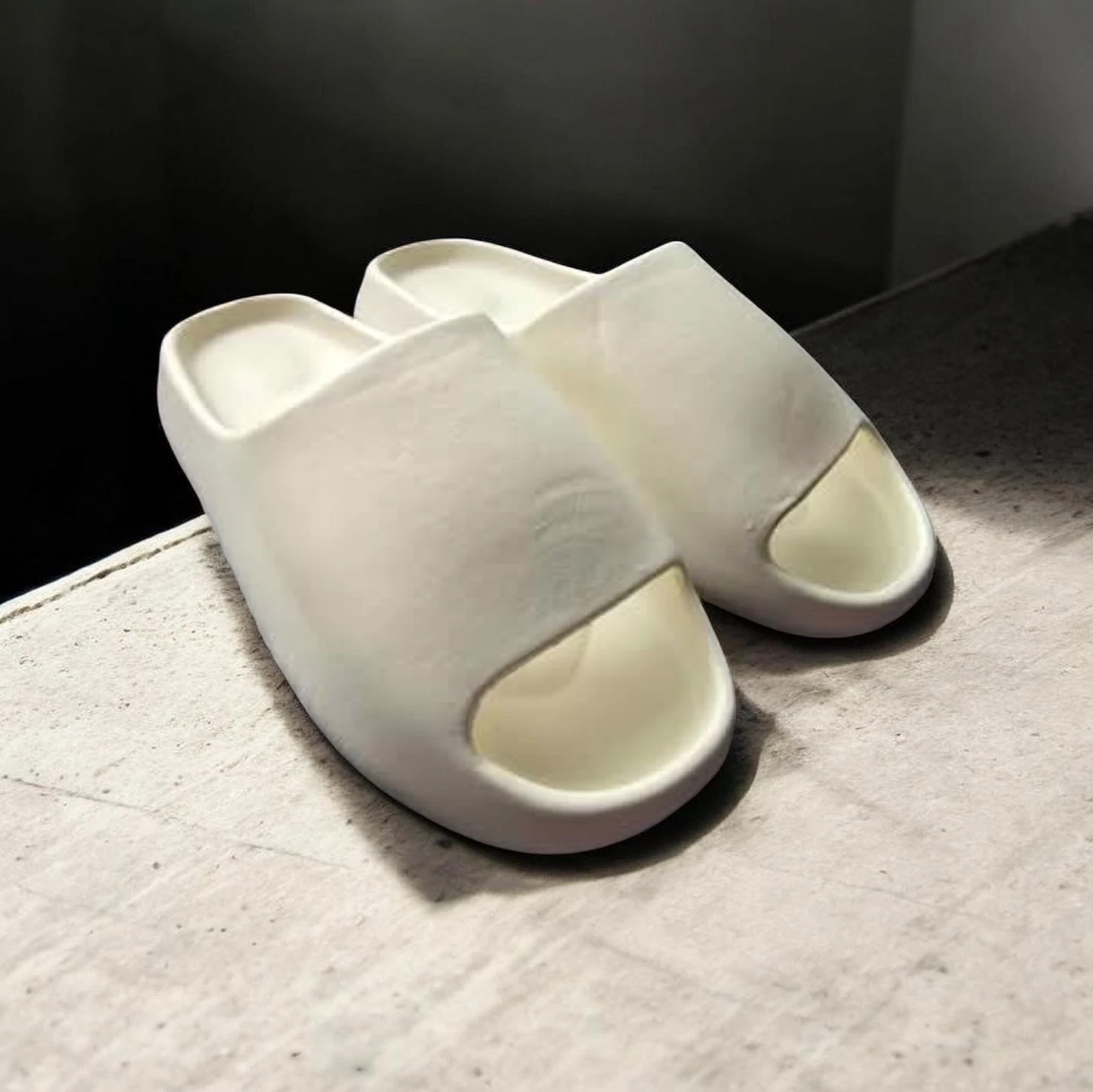 Brand new Man's Sleepers Black Beige for sale - photo 2